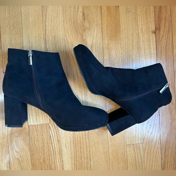 Bandolino Colleen Ankle Boot Black - Picture 2 of 7